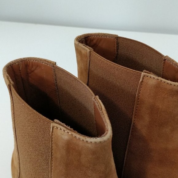 NWT Woman by Common Projects Leather Chelsea Boot, EU37 US6.5 - Picture 6 of 12